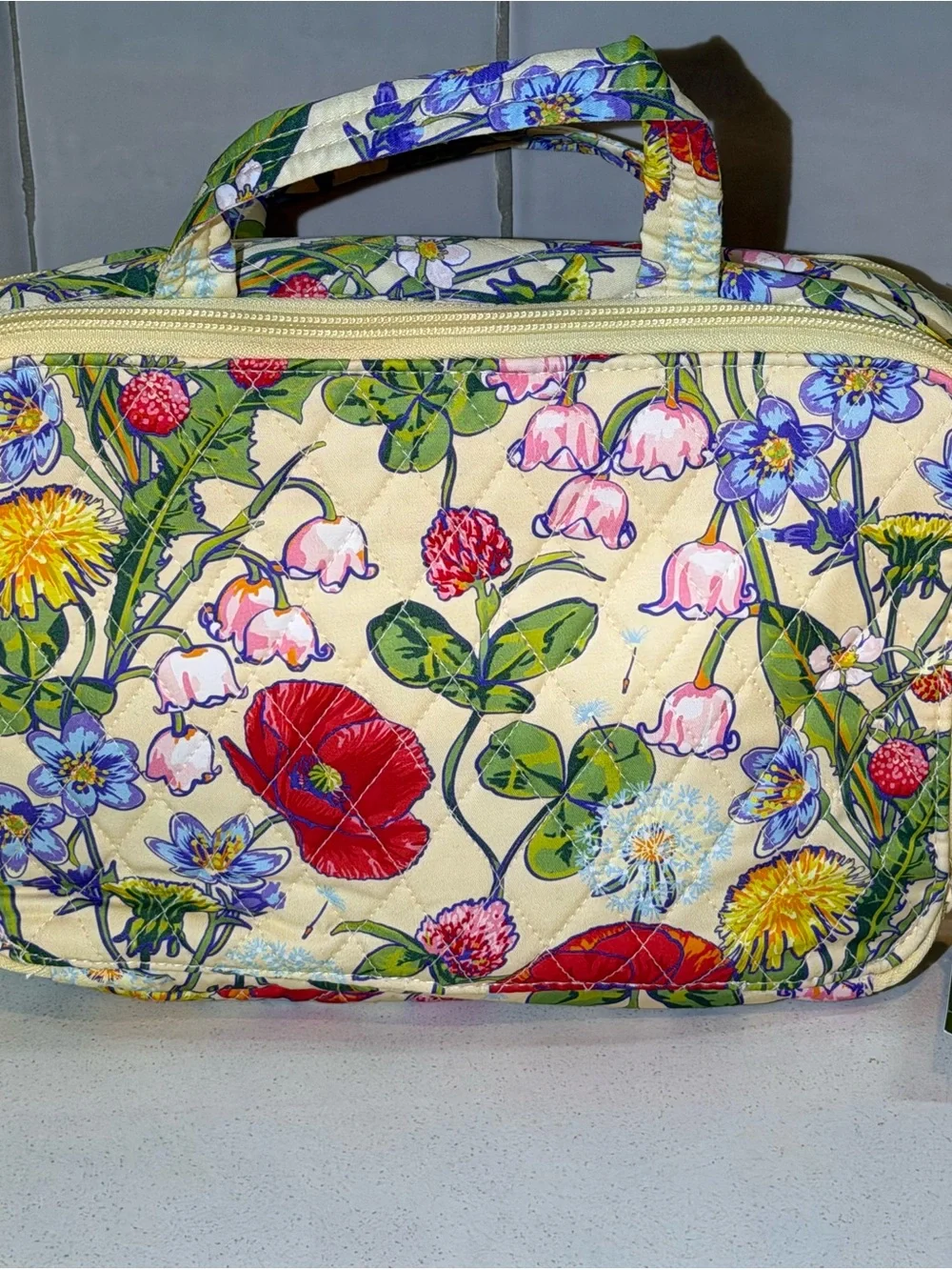 🌸VERA BRADLEY Ultimate Travel Case - All the Pretty Wildflowers🌸